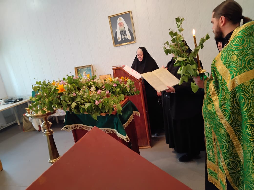 Божественная Литургия 5 июня 2023