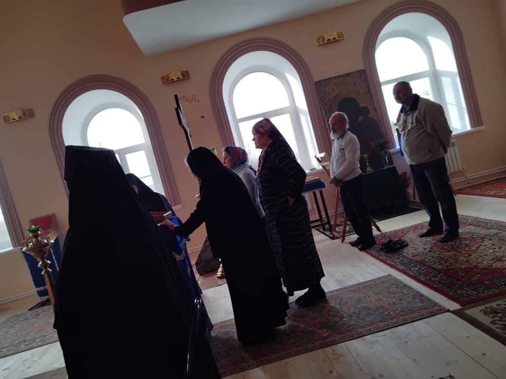 Божественная Литургия 15 октября 2023