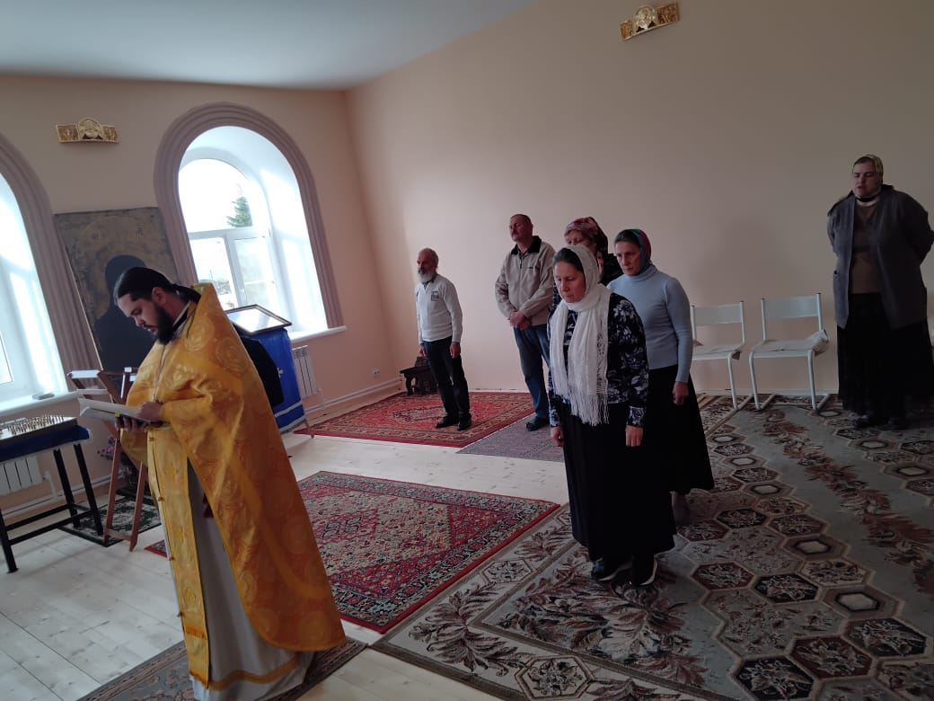 Божественная Литургия 15 октября 2023