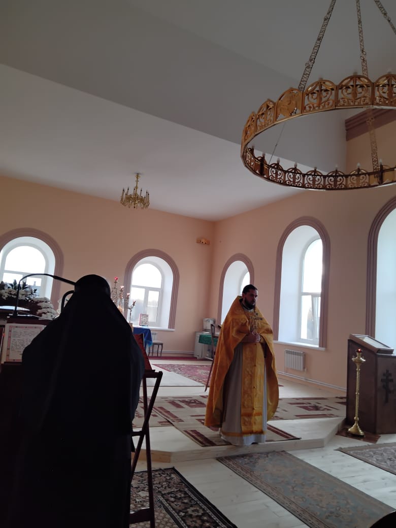 Божественная Литургия 15 октября 2023