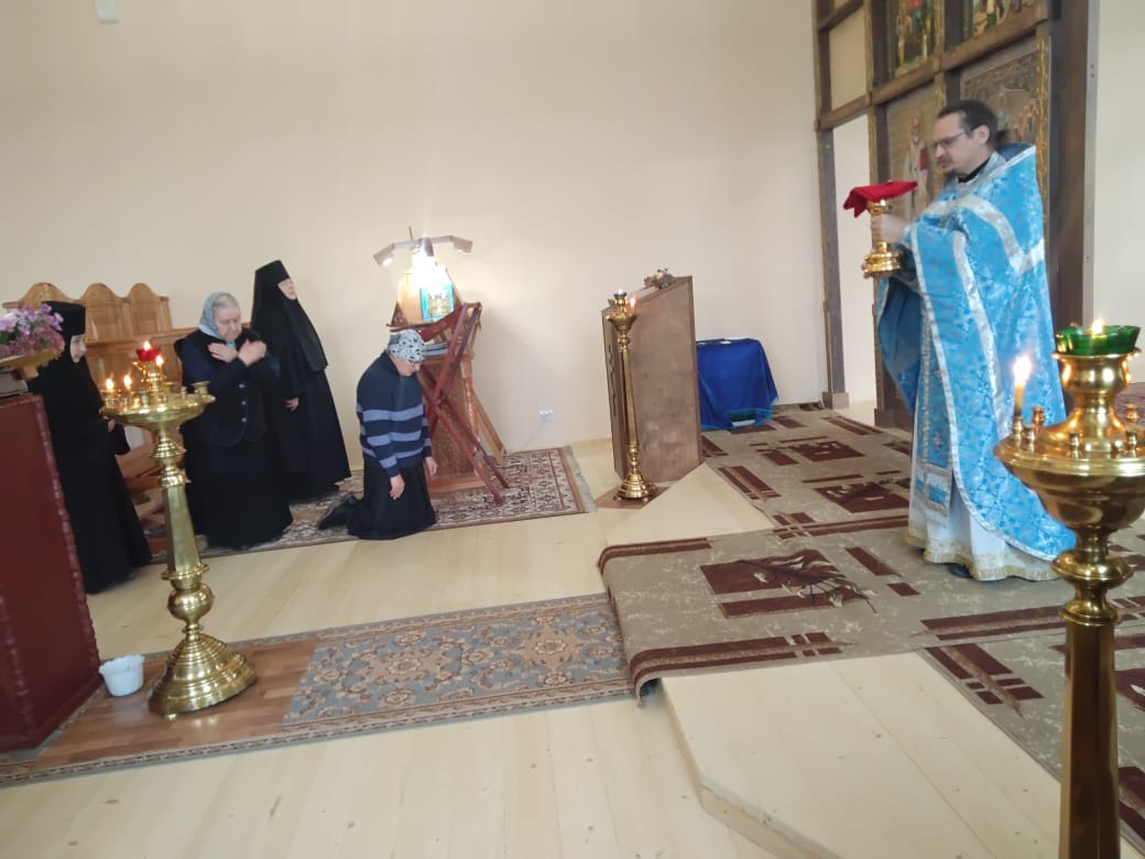 Божественная Литургия 14 октября 2024