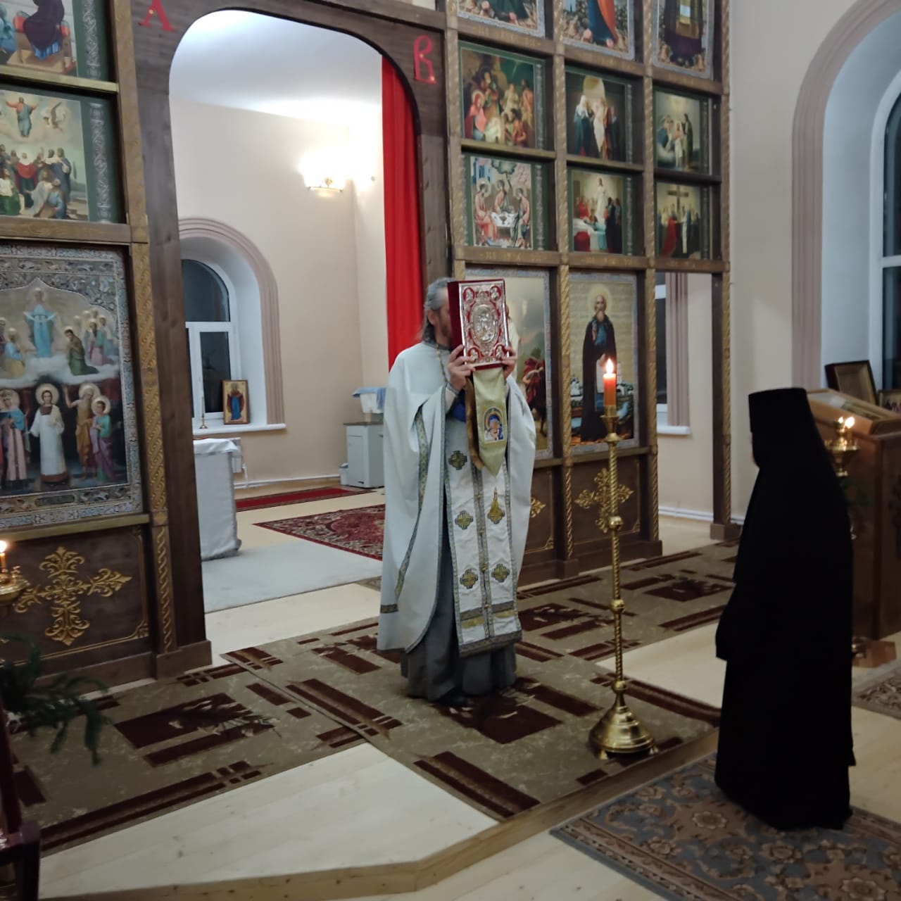 Божественная Литургия 12 января 2025