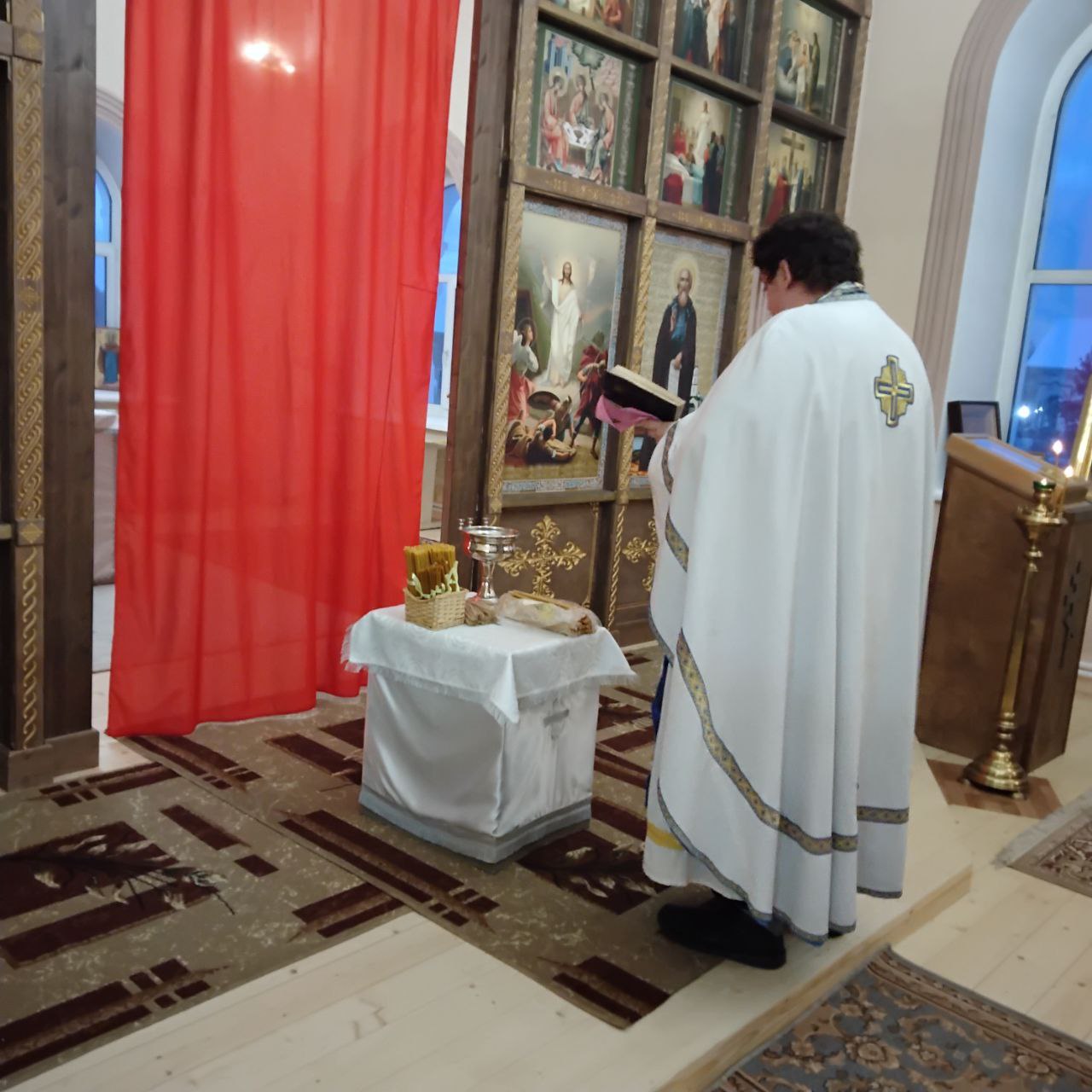 Божественная Литургия 15 февраля 2025